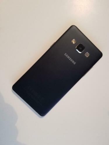 Nette Samsung Galaxy A5 - doos en oplader inbegrepen