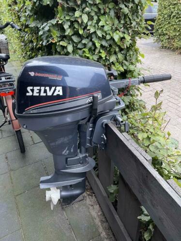 Nette Selva 8PK 4 takt. Buitenboord motor.