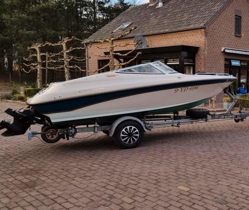 Nette speedboot Crownline 145pk 3.0 mercr. Bowrider