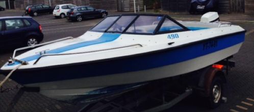 Nette Speedboot DRAGO 490 Bayliner60PKTrailer