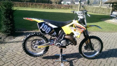 Nette Suzuki RM 125 uit 2003 