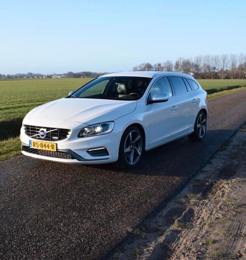 Nette Volvo V60 2.4 D5 Geartronic AWD 2013 Wit