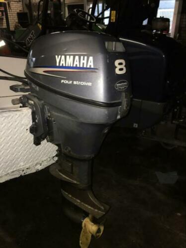 Nette Yamaha 8 pk buitenboordmotor four stroke 4 takt 