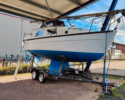 Nette Zeilboot Leisure 22 inclusief wegtrailer Koopje