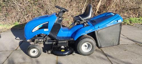 NEW HOLLAND zitmaaier (type TH18, 17,5 pk BampS, hydro, 102)