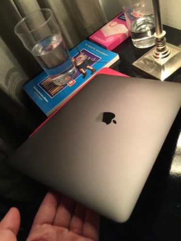 New macbook - de nieuwe MacBook space Grey 265 GB