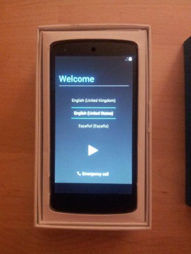 Nexus 5 32gb - 6 maanden oud met bon
