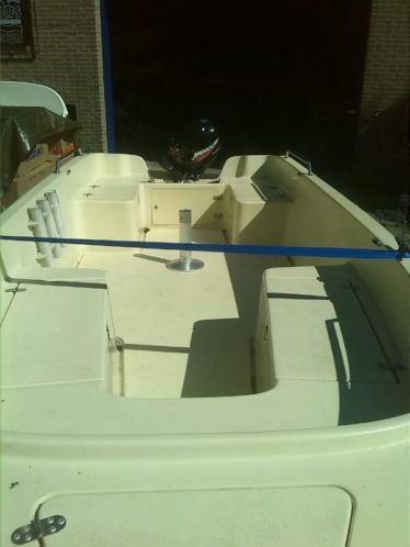Nicki 440 boot met motor en trailer