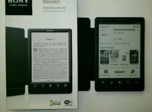 Niet gebruikte Sony prs T3 ereader met sleepcover en boeken 