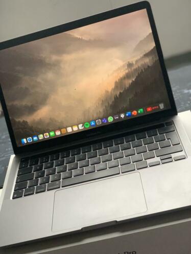 NIEUW 13-inch MacBook Pro M1