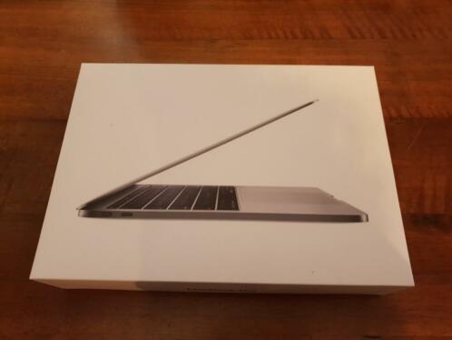 Nieuw Apple Macbook Pro 13034 (2017) slechts 1x gebruikt
