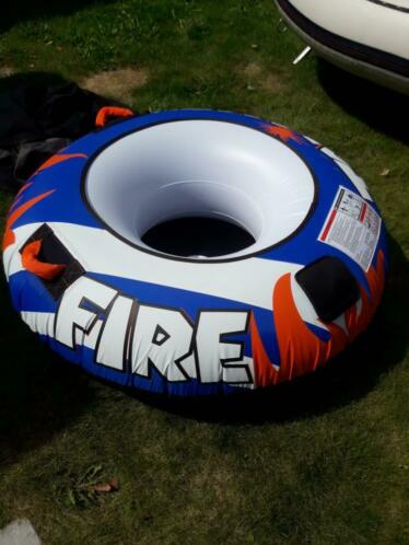 nieuw band voor achter speedboot