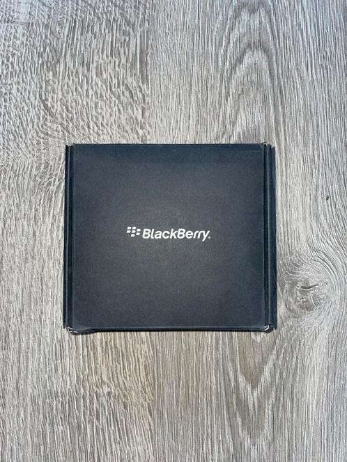 Nieuw Blackberry Bold 9780.