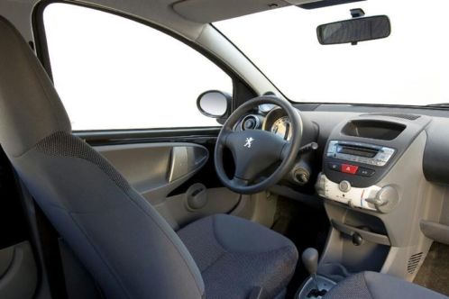 Nieuw interieur Peugeot 107 xs