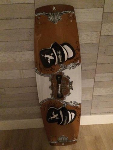 Nieuw kiteboard, merk Best - schitterend model