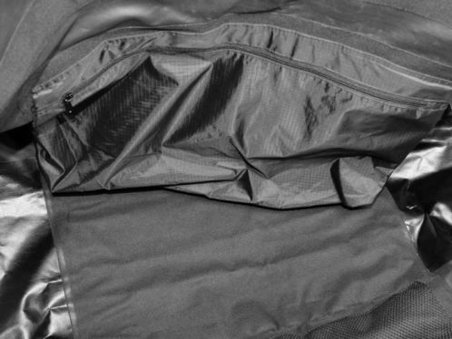 NIEUW Overboard Ninja Duffel Bag - 130 liter NIEUW