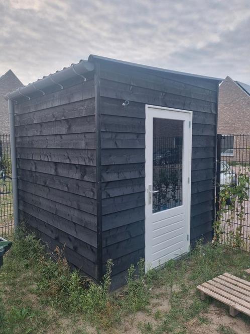 Nieuw tuinhuisjeschuur (nieuwbouw woning)