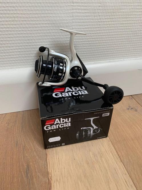 Nieuwe Abu Garcia Revo 2 S 6000 molen, 8 lagers