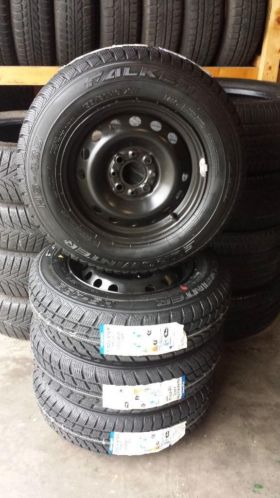 Nieuwe Fiat Panda winterset Falken Eurowinter 155-80-13 79T