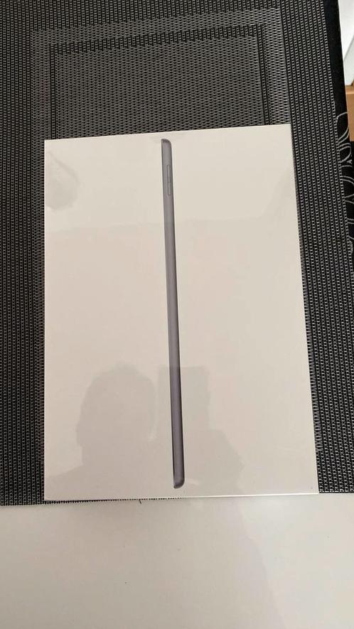 Nieuwe in doos geseald iPad 9th generation WiFi