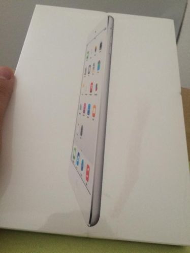 Nieuwe iPad mini 16gb WiFi 2 Jaar garantie