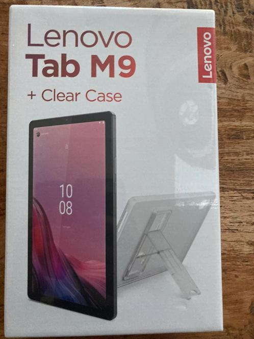 Nieuwe Lenovo tablet met transparante case in doos met folie
