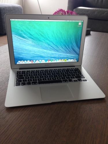 NIEUWE MacBook Air 13034 (2014) - Core i5 - 128GB - 8GB RAM 