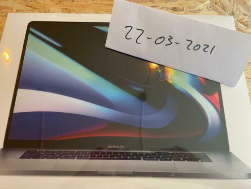 Nieuwe MacBook Pro 16034 2.3GHz 8-core, 2TB, 16GB.