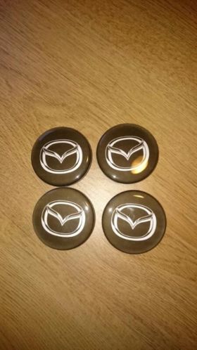 Nieuwe Mazda naafkapjes 