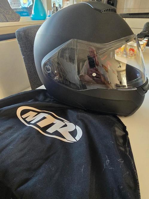 Nieuwe motorhelm