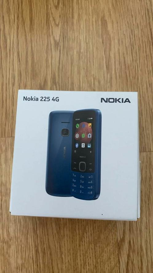 Nieuwe Nokia in verpakking 225 4G