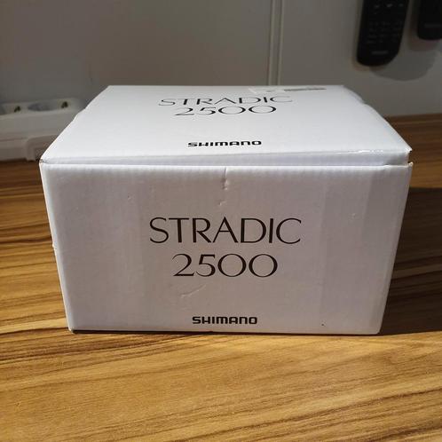 Nieuwe Shimano Stradic FL 2500