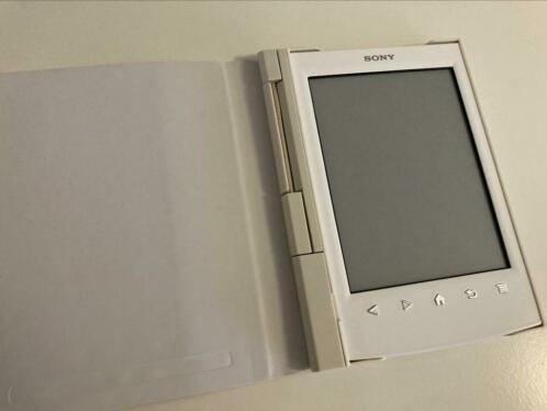 Nieuwe Sony Reader PRS-T2, wit. Met Sony cover in doos.