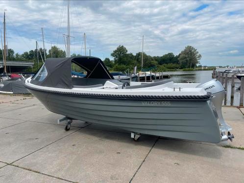 Nieuwe Valory 555 tender 20PK Honda