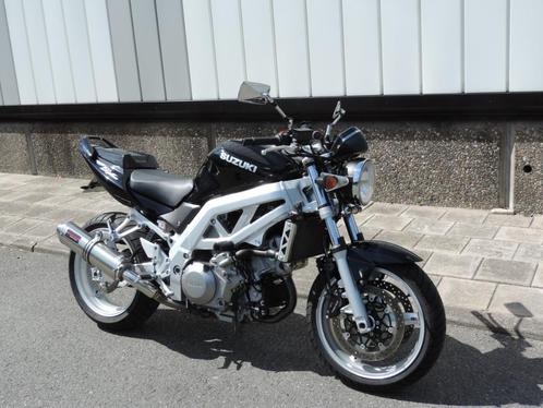 Nieuwstaat Suzuki SV1000  SV 1000 N  9881km  2007