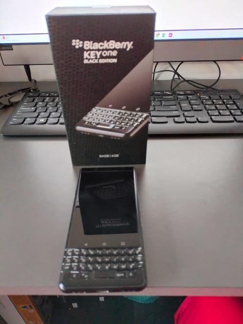 Nieuwstaat zijnde BlackBerry keyone black edition