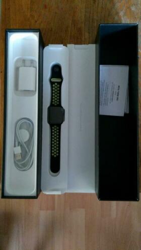  Nike apple watch series 2 38mm Black volt