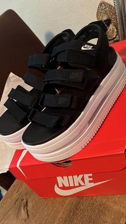Nike sandalen