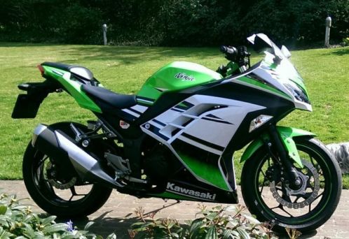 Ninja 300 Anniversary ABS Nieuwstaat