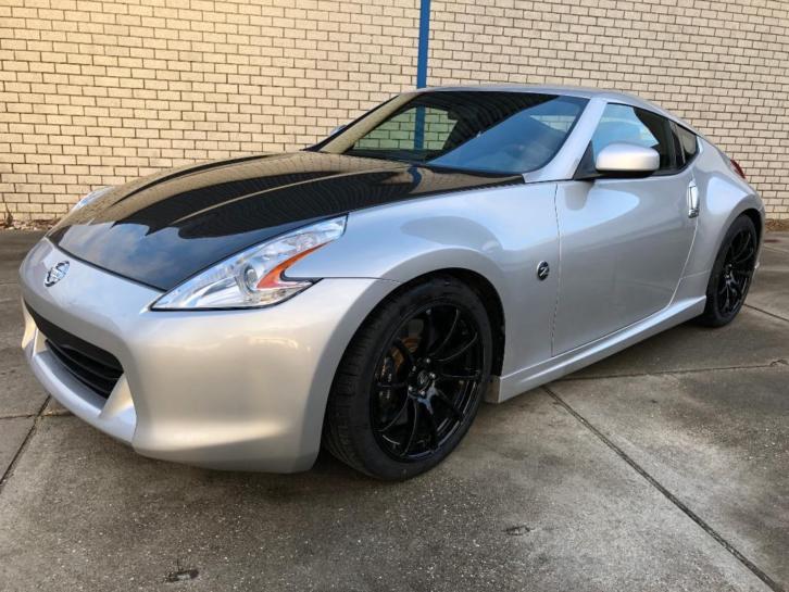 Nissan 370Z 3.7 V6 Coupe 2011 Grijs