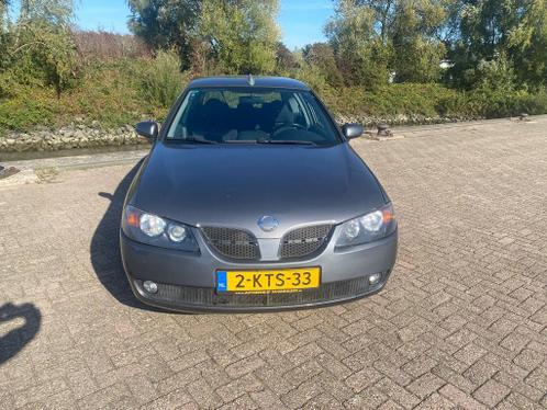 Nissan Almera 1.8 3D 2005 Grijs