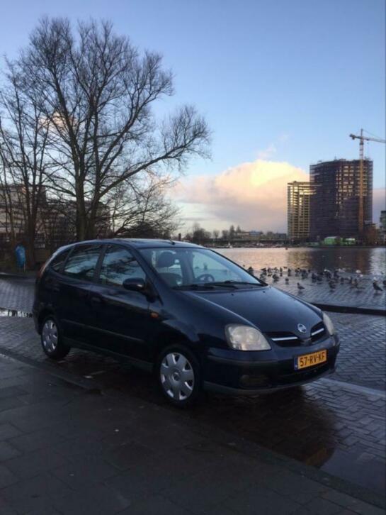 Nissan Almera Tino 1.8 2005 Blauw