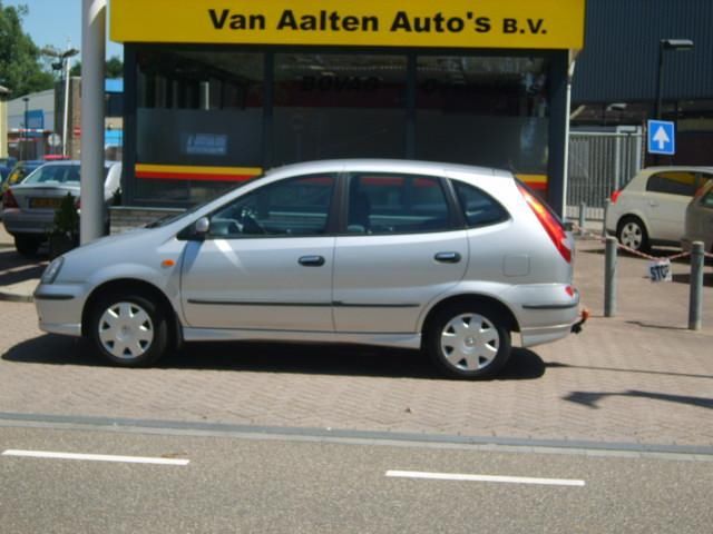 Nissan Almera Tino 1.8 Acenta Moviestar