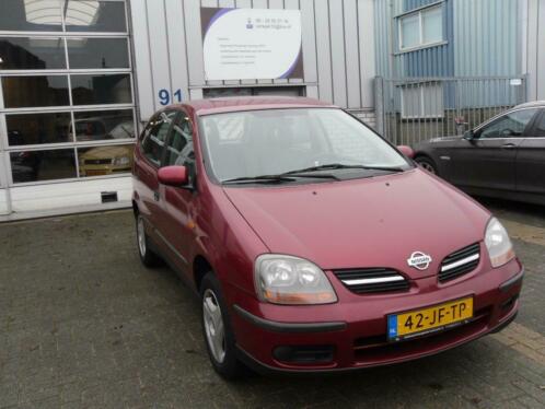 Nissan Almera Tino 2.0 AUT 2002 Rood