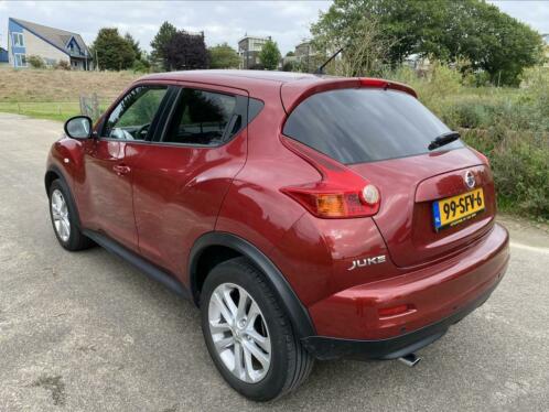 Nissan Juke 1.6 2011 Rood