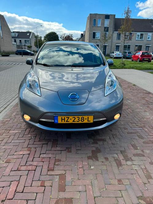 Nissan Leaf 2016 Grijs zero emissions