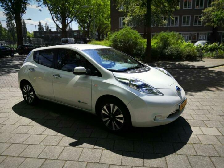 Nissan Leaf Tekna 30 kW, alle opties, nette auto, ex BTW