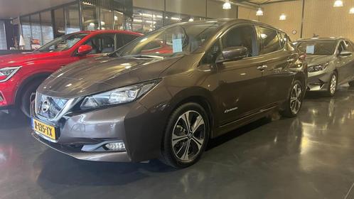 Nissan LEAF TEKNA 40 KWH