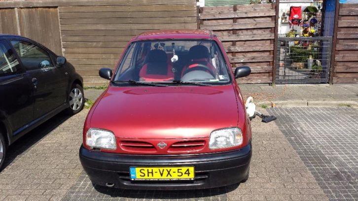 Nissan Micra 1.0 3D 1997 Rood