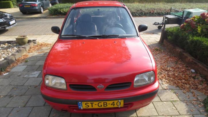 Nissan Micra 1.0 3D 1998 Rood